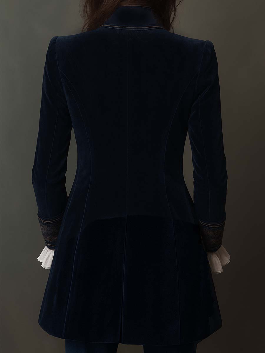 Arya | Veste longue vintage en velours de polyester bleu marine brodée