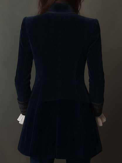 Arya | Veste longue vintage en velours de polyester bleu marine brodée