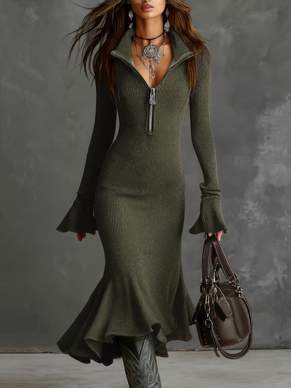Valentine | Robe midi en maille à col zippé rétro et manches trompette