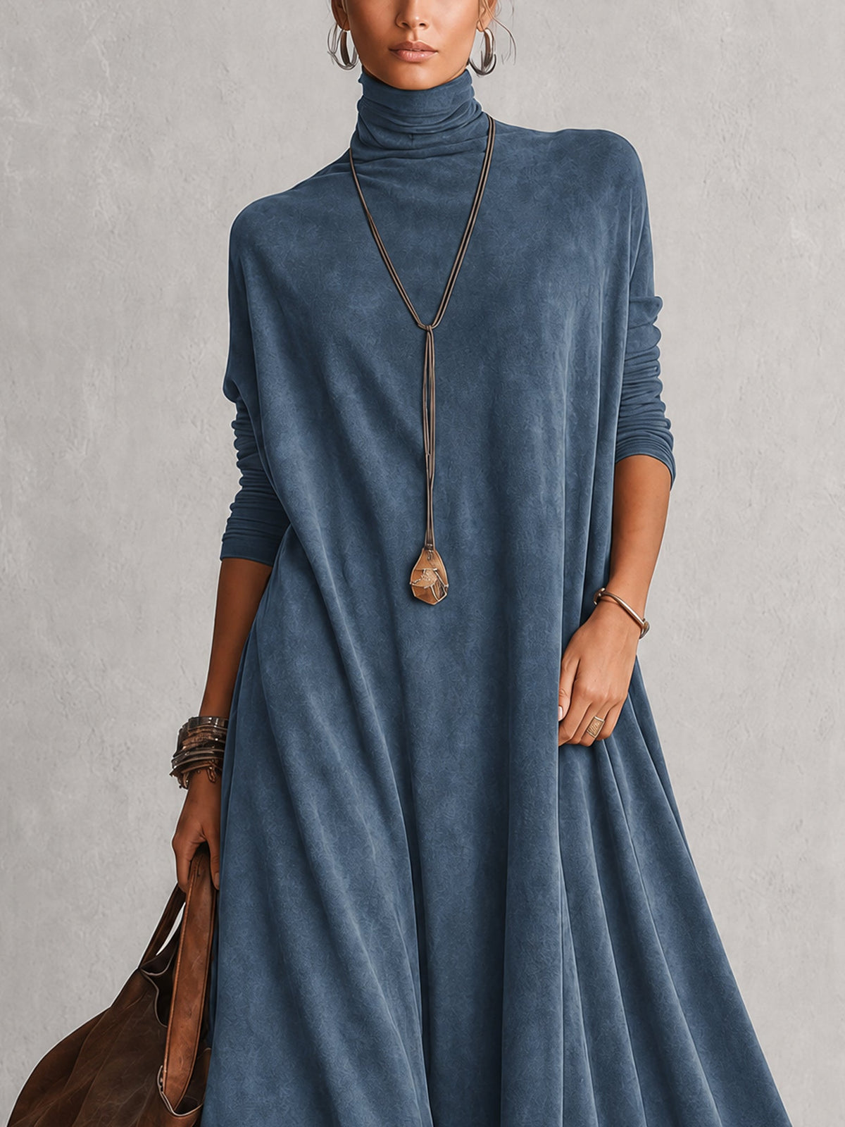 Solène | Robe longue à manches longues et ourlet en dentelle, effet daim marron vintage
