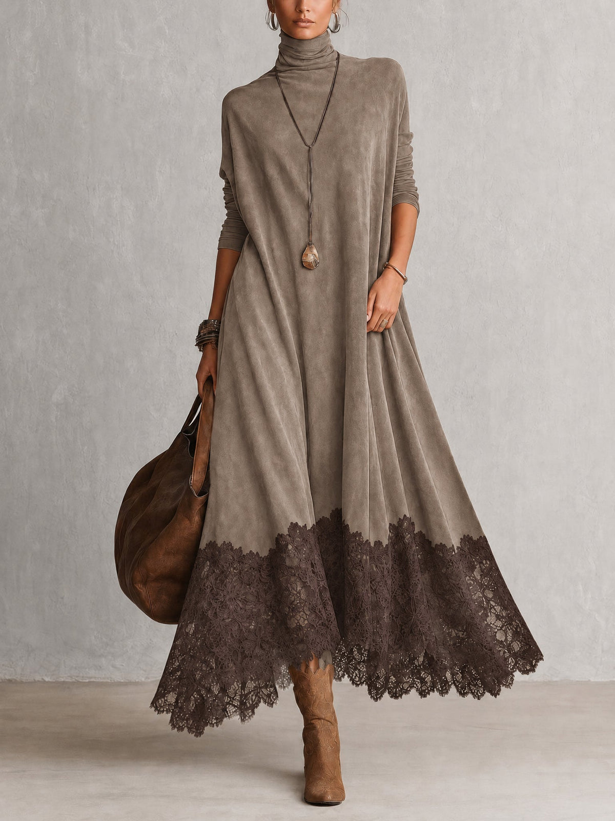 Solène | Robe longue à manches longues et ourlet en dentelle, effet daim marron vintage