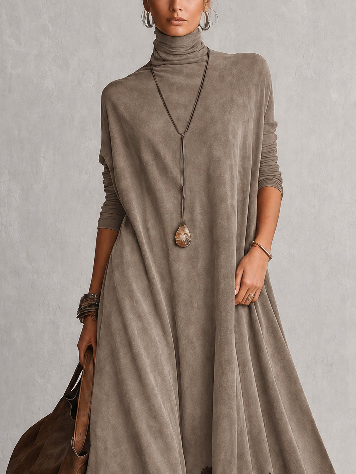 Solène | Robe longue à manches longues et ourlet en dentelle, effet daim marron vintage