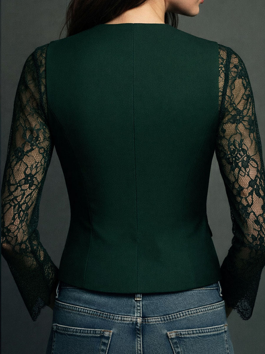 Noemí |  Blazer negro con mangas semitransparentes