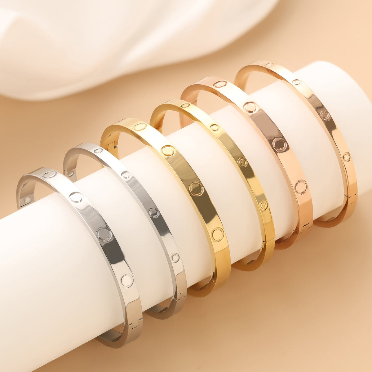 Minea | Bracelet Love