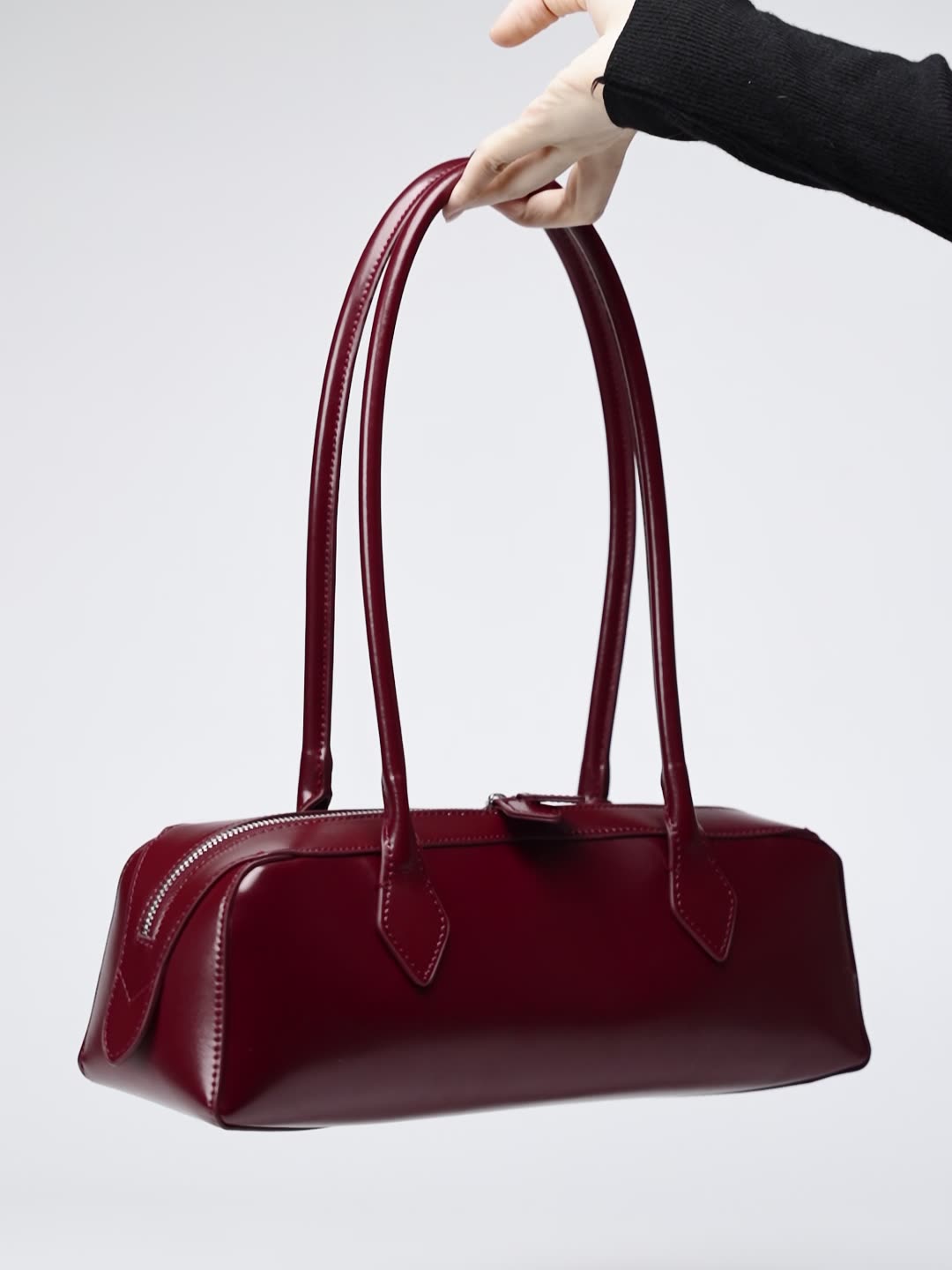 Claire | Sac baguette de luxe en finition brillante