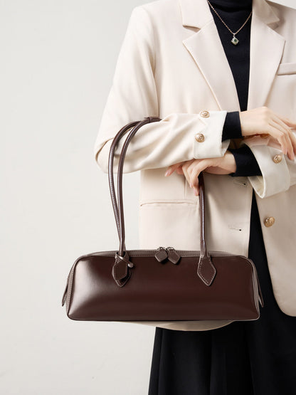 Claire | Sac baguette de luxe en finition brillante