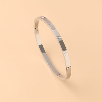 Minea | Bracelet Love