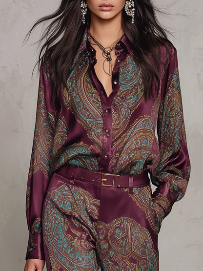 Rosalie | Ensemble composé d'une chemise à manches longues en satin à imprimé Paisley bordeaux-violet et d'un pantalon à jambes larges (avec ceinture)