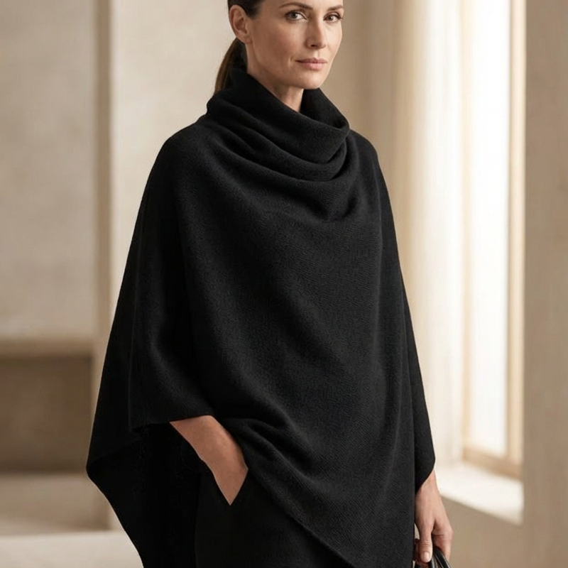 Camille | Ensemble composé d'un haut style cape à col en cascade et d'un pantalon à jambes larges